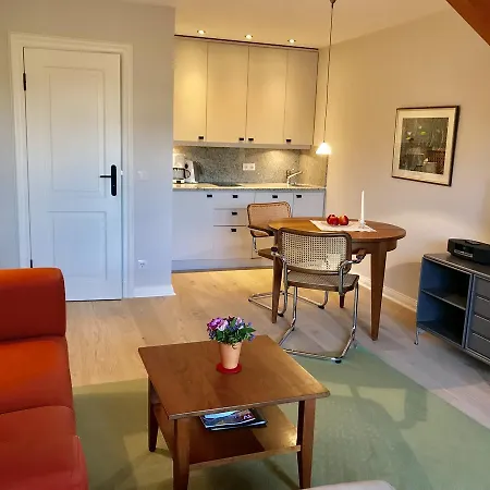Ulenhof Apartman *